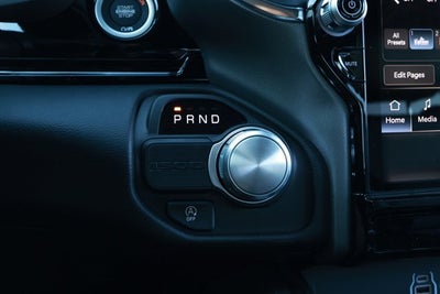 2026 RAM Ram 1500 RAM 1500 LARAMIE CREW CAB 4X2 5'7' BOX