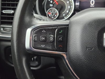 2024 RAM 1500 Laramie Crew Cab 4x2 5'7' Box