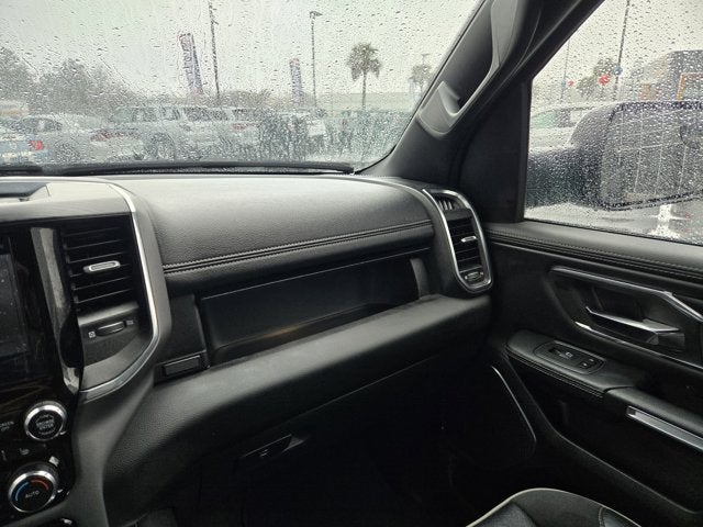 2024 RAM 1500 Laramie Crew Cab 4x2 5'7' Box