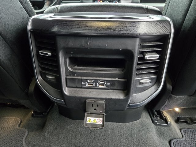 2024 RAM 1500 Laramie Crew Cab 4x2 5'7' Box