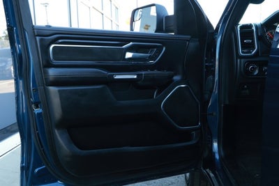 2024 RAM 1500 Laramie Crew Cab 4x2 5'7' Box