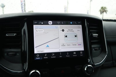 2024 RAM 1500 Laramie Crew Cab 4x2 5'7' Box