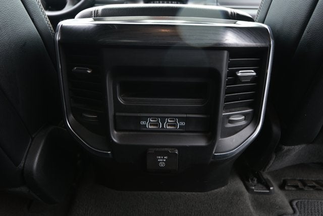 2024 RAM 1500 Laramie Crew Cab 4x2 5'7' Box