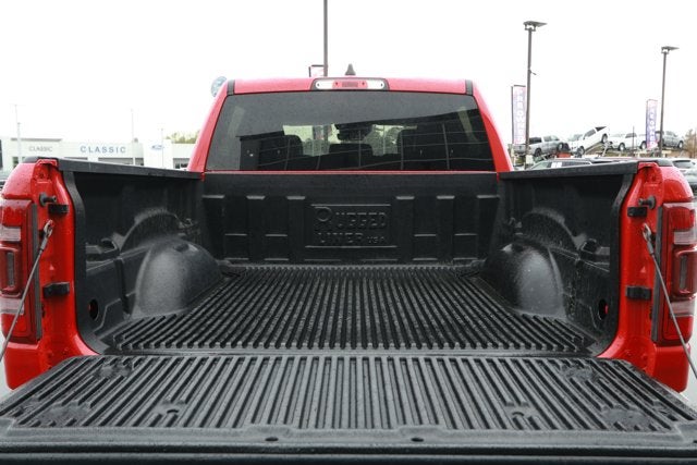 2024 RAM 1500 Laramie Crew Cab 4x2 5'7' Box