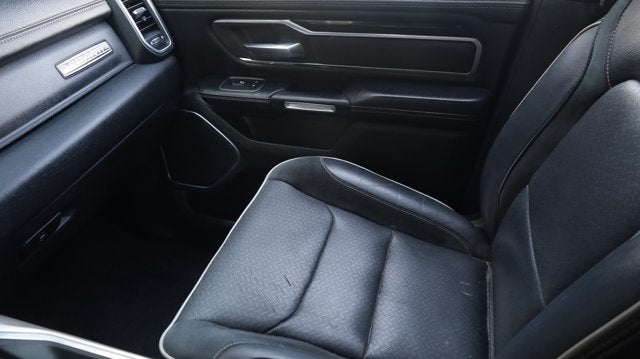 2019 RAM 1500 Laramie Crew Cab 4x2 5'7' Box