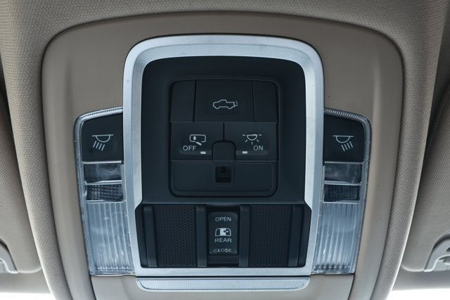 2021 RAM 1500 Laramie Crew Cab 4x2 5'7' Box