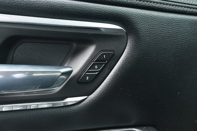2021 RAM 1500 Laramie Crew Cab 4x2 5'7' Box
