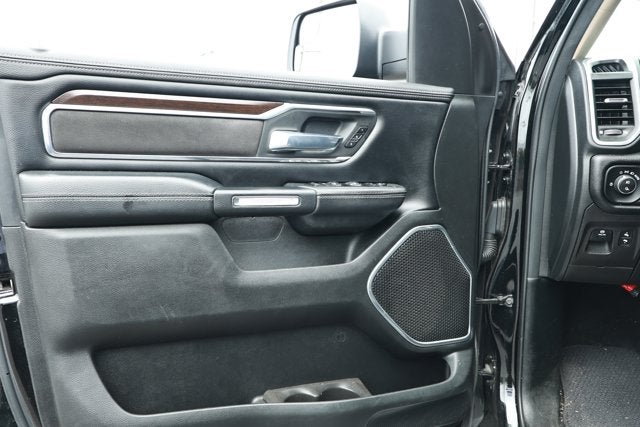 2021 RAM 1500 Laramie Crew Cab 4x2 5'7' Box