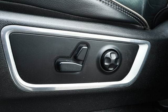 2021 RAM 1500 Laramie Crew Cab 4x2 5'7' Box
