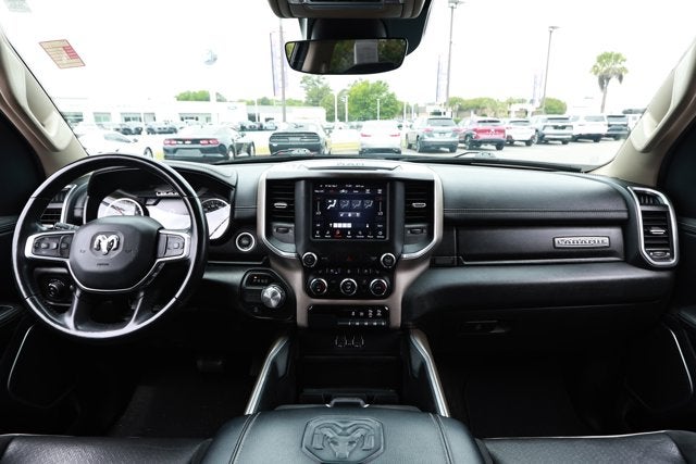 2021 RAM 1500 Laramie Crew Cab 4x2 5'7' Box