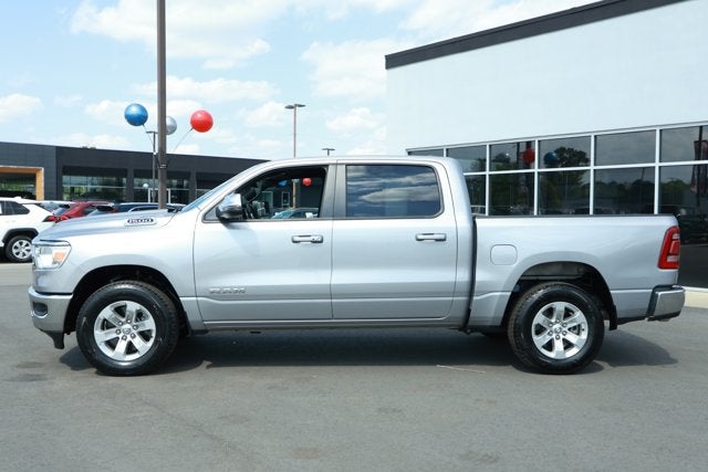 2024 RAM 1500 Laramie Crew Cab 4x2 5'7' Box