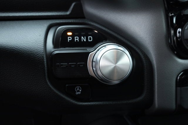 2024 RAM 1500 Laramie Crew Cab 4x2 5'7' Box