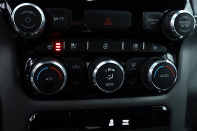 2024 RAM 1500 Laramie Crew Cab 4x2 5'7' Box