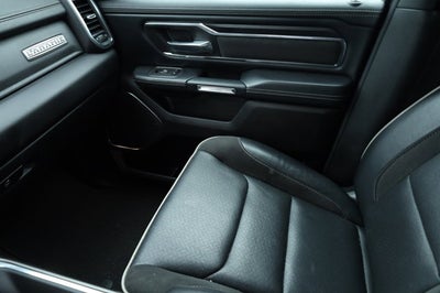 2024 RAM 1500 Laramie Crew Cab 4x2 5'7' Box