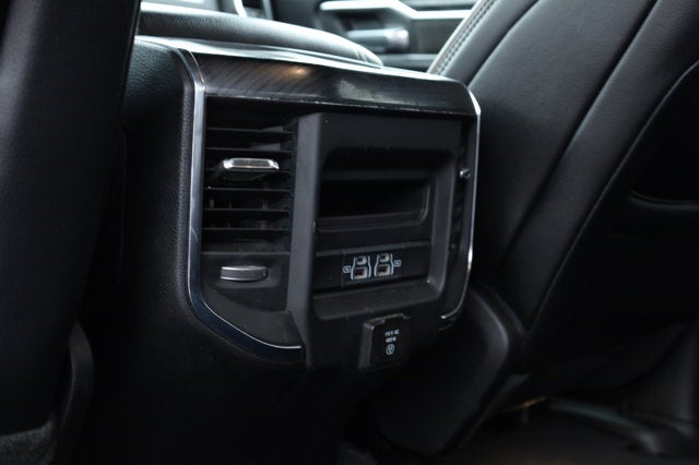 2024 RAM 1500 Laramie Crew Cab 4x2 5'7' Box