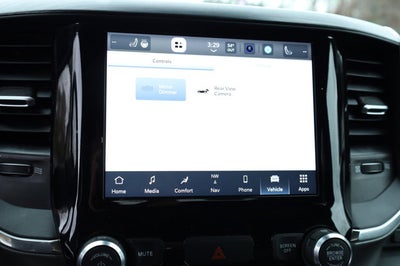 2024 RAM 1500 Laramie Crew Cab 4x2 5'7' Box