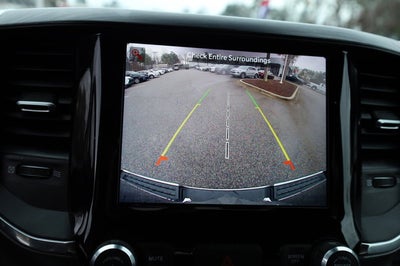 2024 RAM 1500 Laramie Crew Cab 4x2 5'7' Box