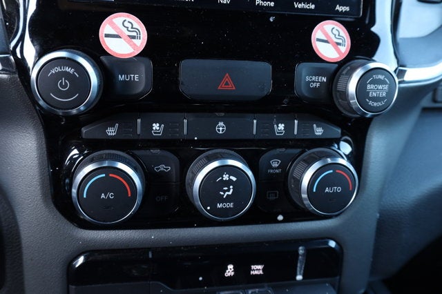 2024 RAM 1500 Laramie Crew Cab 4x2 5'7' Box