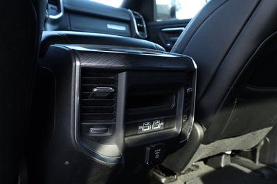 2024 RAM 1500 Laramie Crew Cab 4x2 5'7' Box