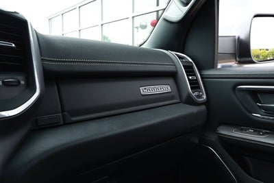 2022 RAM 1500 Laramie Crew Cab 4x2 5'7' Box