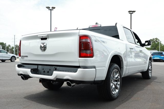 2022 RAM 1500 Laramie Crew Cab 4x2 5'7' Box