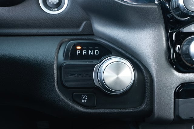 2024 RAM 1500 Laramie Crew Cab 4x2 5'7' Box