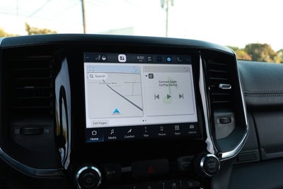 2024 RAM 1500 Laramie Crew Cab 4x2 5'7' Box