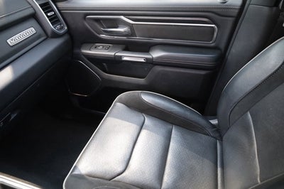 2024 RAM 1500 Laramie Crew Cab 4x2 5'7' Box