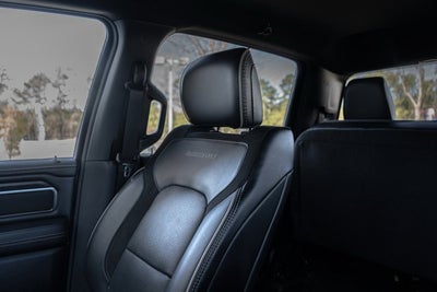 2024 RAM 1500 Laramie Crew Cab 4x2 5'7' Box