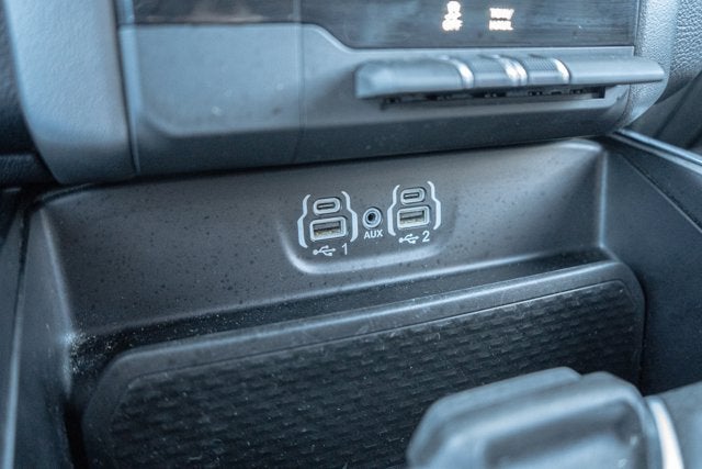 2024 RAM 1500 Laramie Crew Cab 4x2 5'7' Box