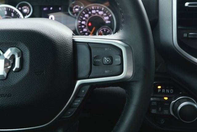 2022 RAM 1500 Big Horn Crew Cab 4x4 5'7' Box