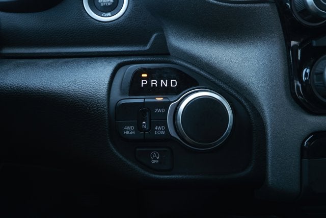 2025 RAM 1500 Tradesman Crew Cab 4x4 5'7' Box