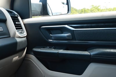 2019 RAM 1500 Big Horn/Lone Star Quad Cab 4x4 6'4' Box