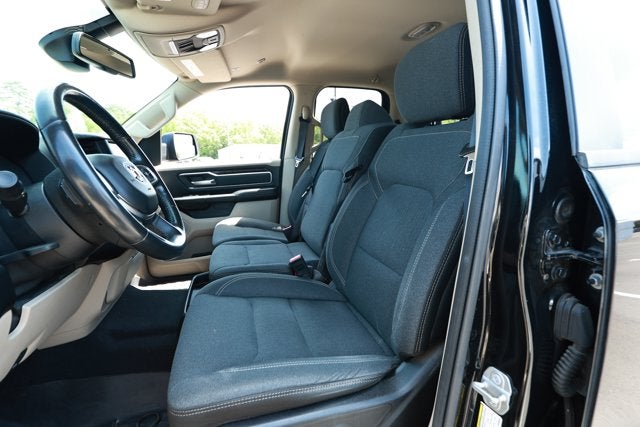 2019 RAM 1500 Big Horn/Lone Star Quad Cab 4x4 6'4' Box