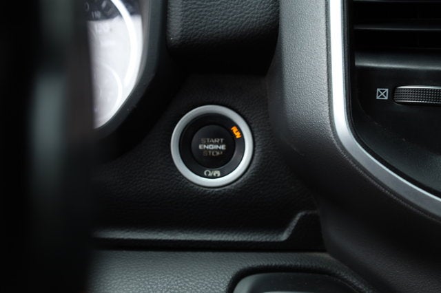 2023 RAM 1500 Big Horn Quad Cab 4x4 6'4' Box