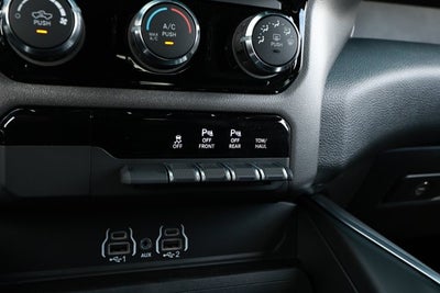 2026 RAM Ram 1500 RAM 1500 EXPRESS CREW CAB 4X4 5'7' BOX
