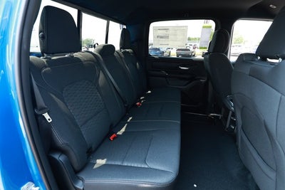 2026 RAM 1500 RAM 1500 EXPRESS CREW CAB 4X4 5'7' BOX