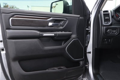 2022 RAM 1500 Laramie Crew Cab 4x4 5'7' Box