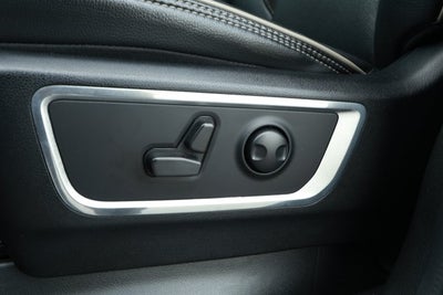 2022 RAM 1500 Laramie Crew Cab 4x4 5'7' Box