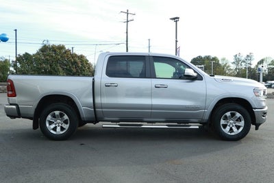 2022 RAM 1500 Laramie Crew Cab 4x4 5'7' Box