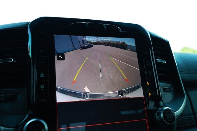 2023 RAM 1500 Laramie Crew Cab 4x4 5'7' Box