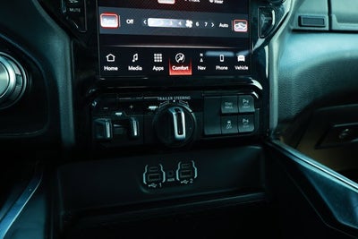 2023 RAM 1500 Laramie Crew Cab 4x4 5'7' Box