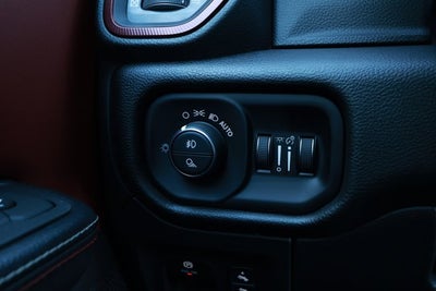 2025 RAM 1500 Rebel Crew Cab 4x4 5'7' Box