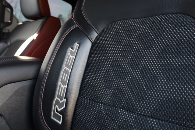 2019 RAM 1500 Rebel Crew Cab 4x4 5'7' Box