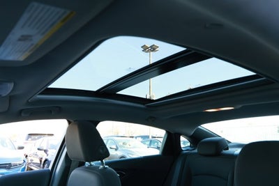 2022 Chevrolet Malibu FWD LT