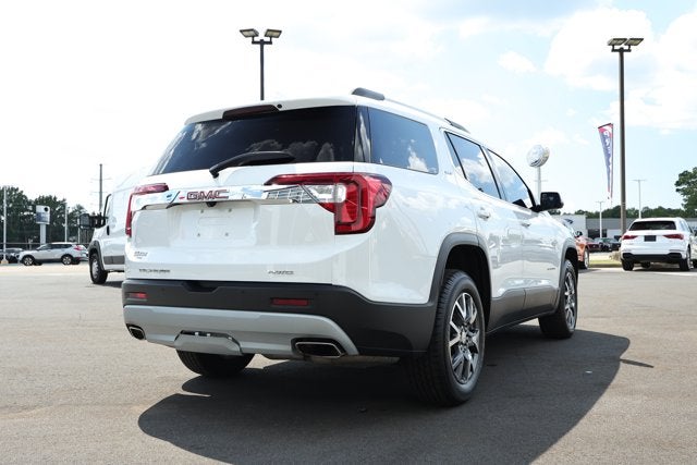 2023 GMC Acadia AWD SLT