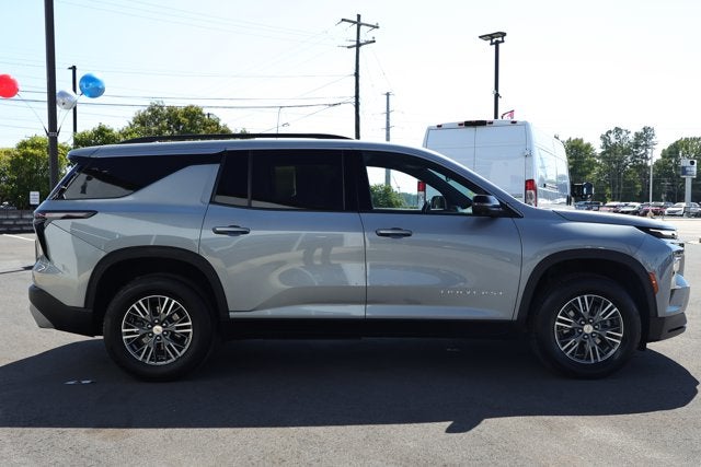2024 Chevrolet Traverse FWD LT