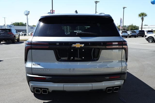 2024 Chevrolet Traverse FWD LT