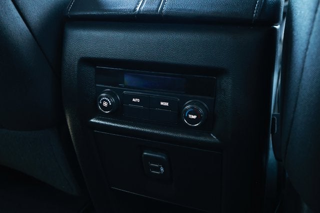 2023 Chevrolet Traverse FWD LT Cloth