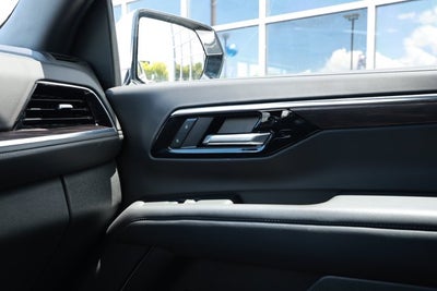 2025 Chevrolet Tahoe 2WD LT